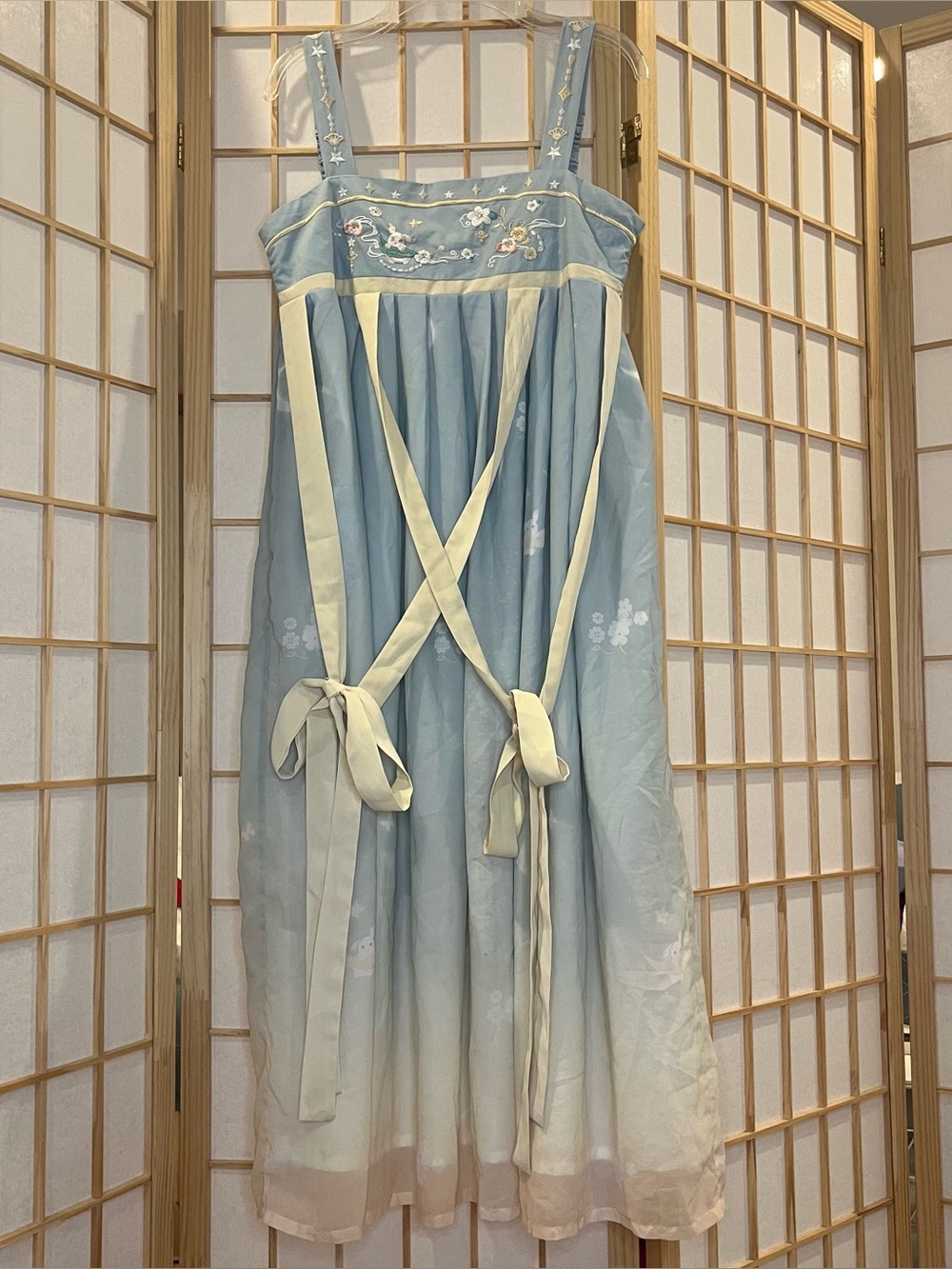 Blue bunny embroidery hanyuansu dress